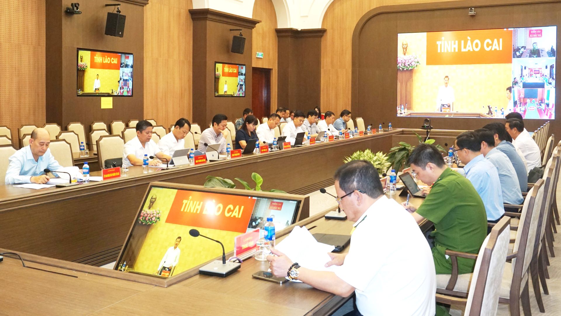 Các đại biểu tham dự Hội nghị Các đại biểu tham dự Hội nghị
