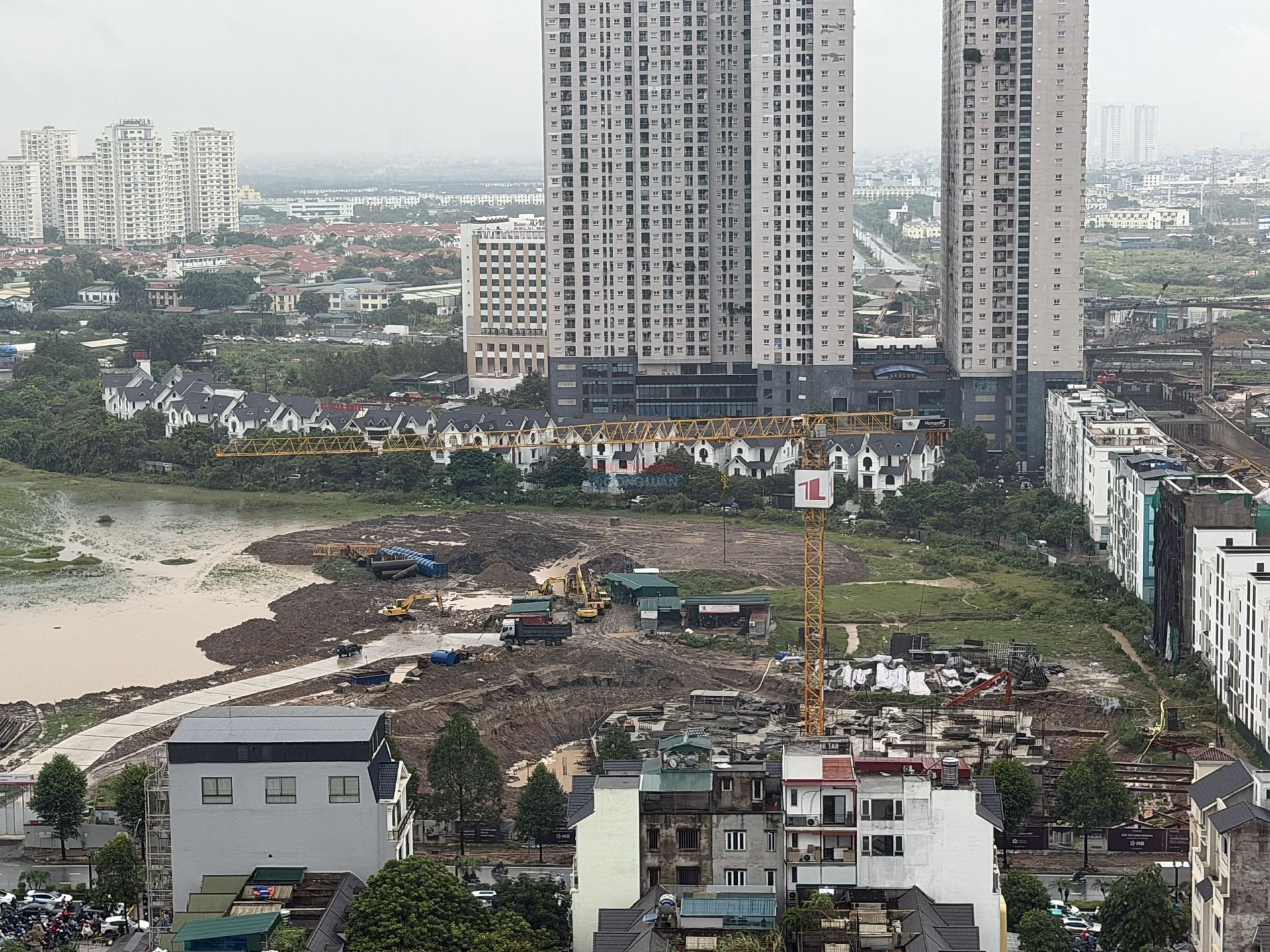 Bộ Xây dựng đề xuất chuyển 5% giá trị nhà hình thành trong tương lai vào tài khoản đảm bảo. Bộ Xây dựng đề xuất chuyển 5% giá trị nhà hình thành trong tương lai vào tài khoản đảm bảo.