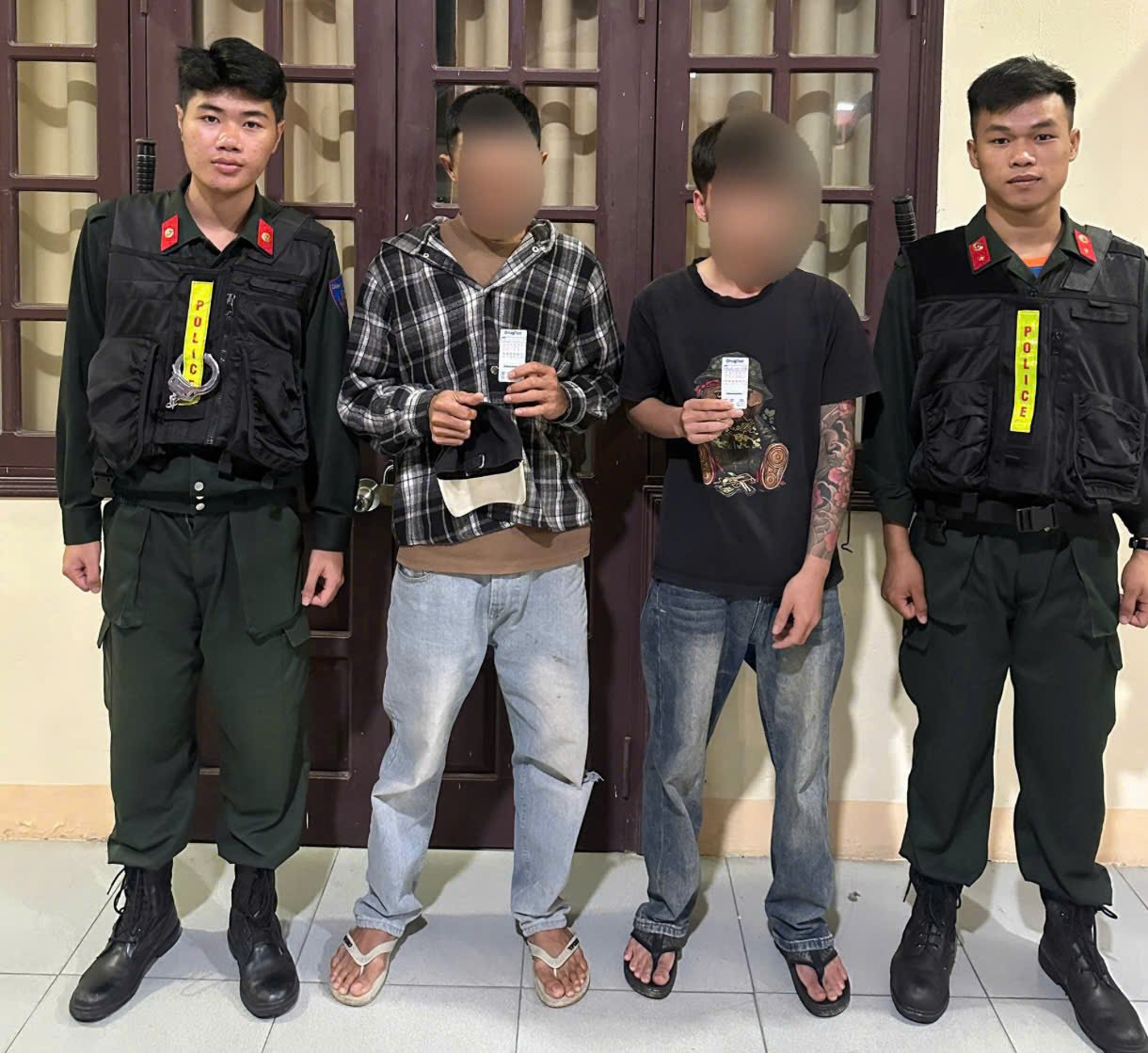 Lực lượng Cảnh sát cơ động Công an TP. Đà Nẵng tăng cường tuần tra, kiểm soát trên địa bàn trong đợt cao điểm 45 ngày đêm. (Ảnh: Công an TP. Đà Nẵng) Lực lượng Cảnh sát cơ động Công an TP. Đà Nẵng tăng cường tuần tra, kiểm soát trên địa bàn trong đợt cao điểm 45 ngày đêm. (Ảnh: Công an TP. Đà Nẵng)