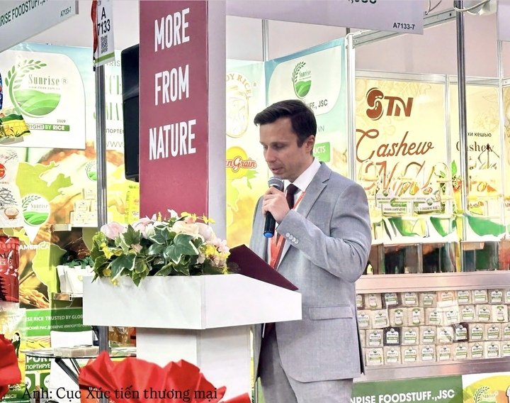 Ông Maksim Shilov - Giám đốc Worldfood Moscow, Tập đoàn ITE đánh giá, WorldFood Moscow sẽ góp phần thúc đẩy kim ngạch thương mại giữa Việt Nam và Nga. Ông Maksim Shilov - Giám đốc Worldfood Moscow, Tập đoàn ITE đánh giá, WorldFood Moscow sẽ góp phần thúc đẩy kim ngạch thương mại giữa Việt Nam và Nga.
