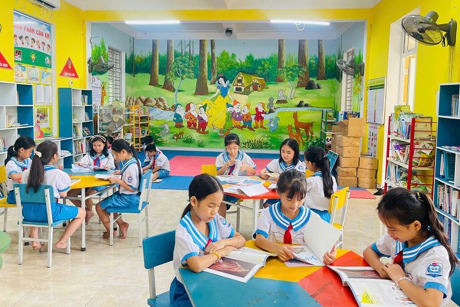 Những cuốn sách sẽ được nhà trường sử dụng phục vụ hoạt động dạy và học, đáp ứng nhu cầu học tập của học sinh Những cuốn sách sẽ được nhà trường sử dụng phục vụ hoạt động dạy và học, đáp ứng nhu cầu học tập của học sinh