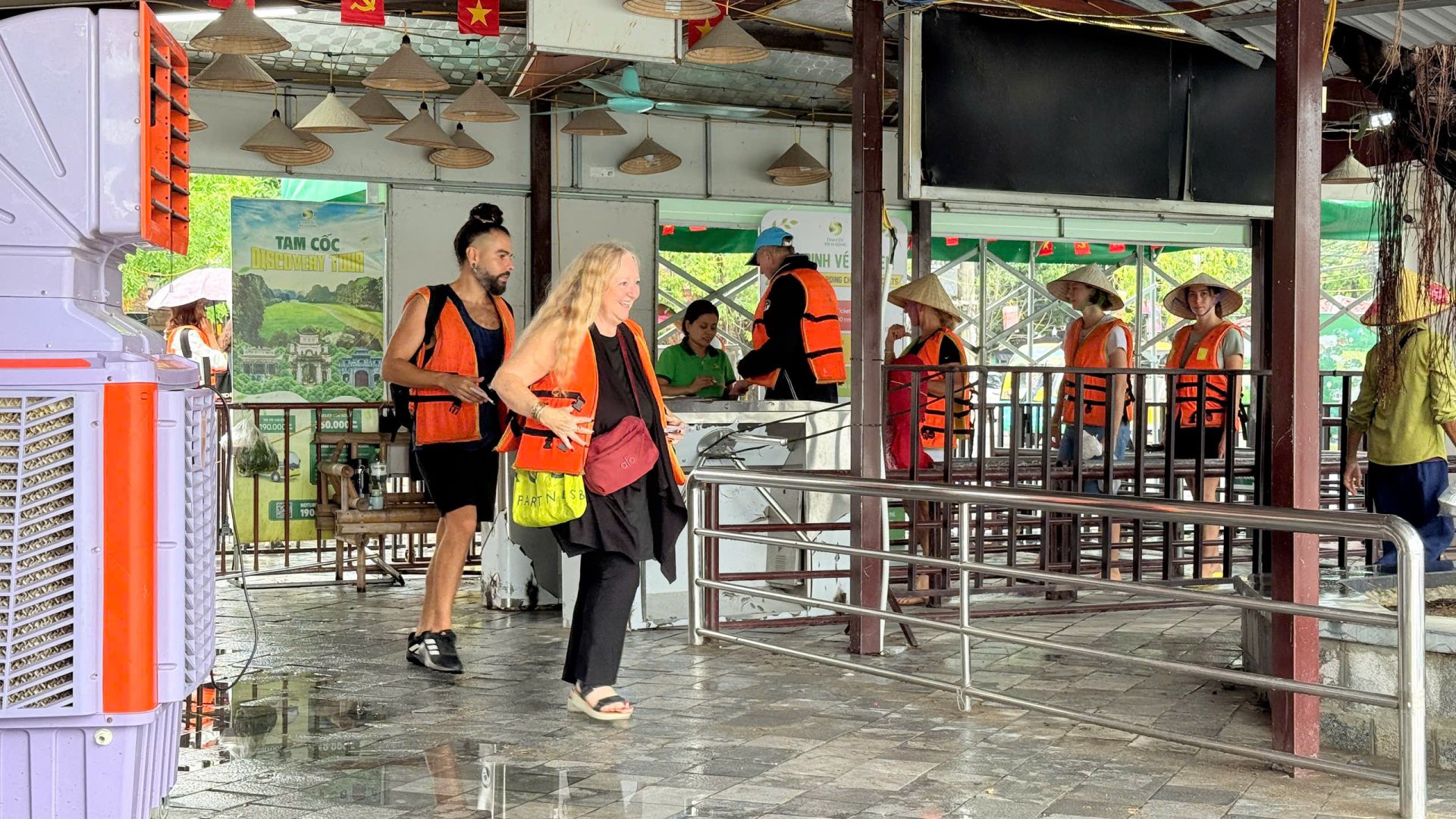 8 8