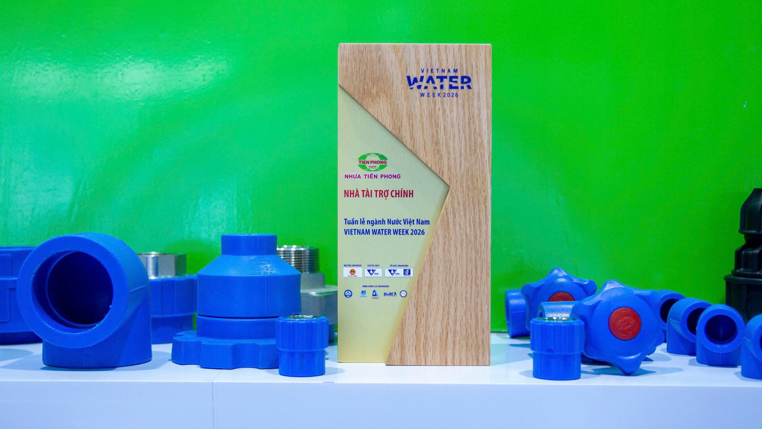 Nhựa Tiền Phong tiếp tục khẳng định vai trò là một trong những doanh nghiệp đầu ngành, Nhựa Tiền Phong tiếp tục khẳng định vai trò là một trong những doanh nghiệp đầu ngành,