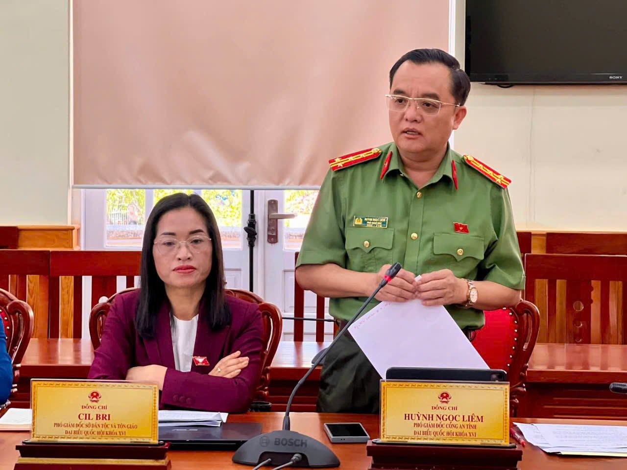 Đại tá Huỳnh Ngọc Liêm, Phó Giám đốc, Thủ trưởng cơ quan An ninh Điều tra, Công an tỉnh Lâm Đồng. Đại tá Huỳnh Ngọc Liêm, Phó Giám đốc, Thủ trưởng cơ quan An ninh Điều tra, Công an tỉnh Lâm Đồng.