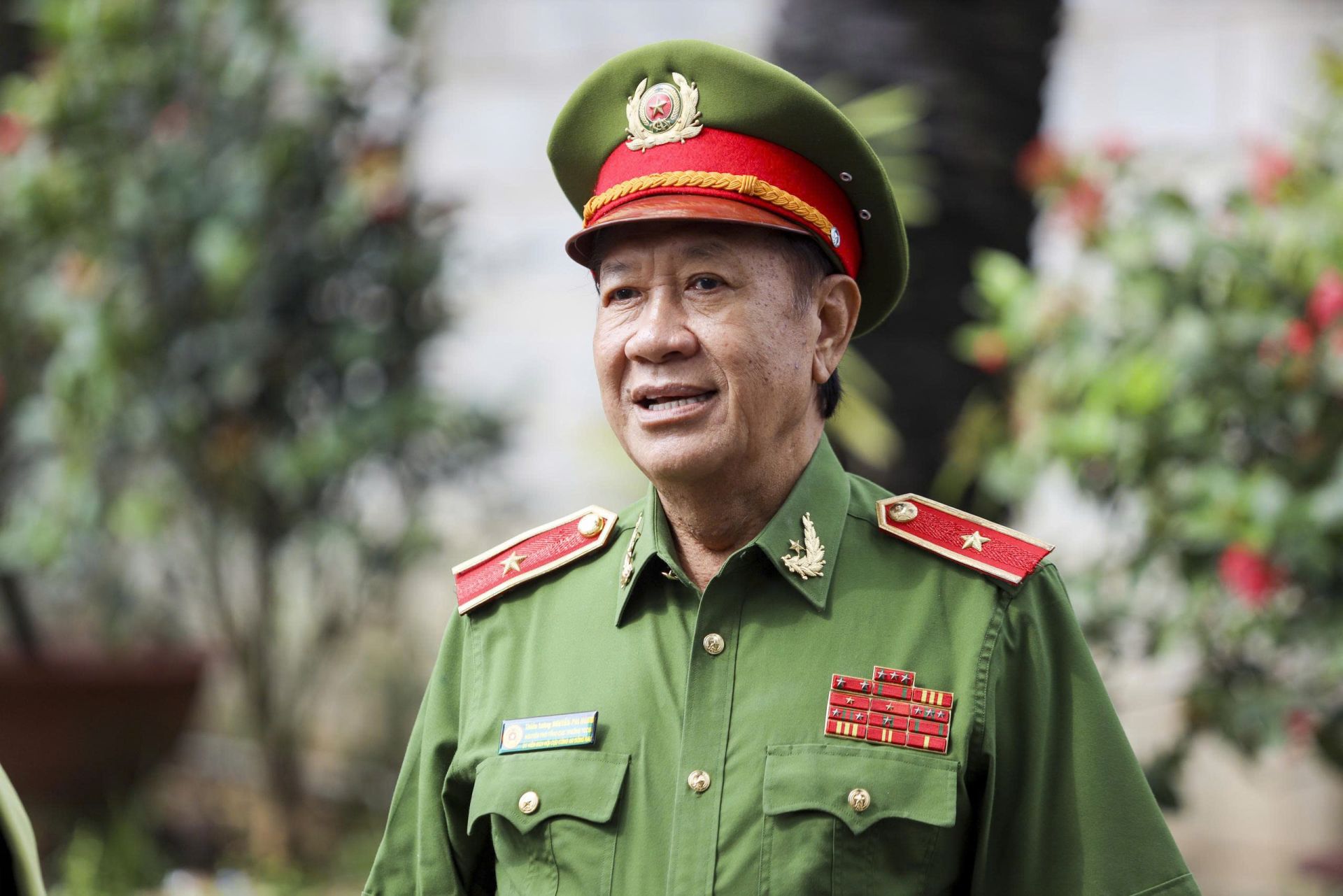 Thiếu tướng Nguyễn Phi Hùng, nguyên Phó Tổng cục trưởng Tổng cục Cảnh sát phòng chống tội phạm, Bộ Công an. Thiếu tướng Nguyễn Phi Hùng, nguyên Phó Tổng cục trưởng Tổng cục Cảnh sát phòng chống tội phạm, Bộ Công an.