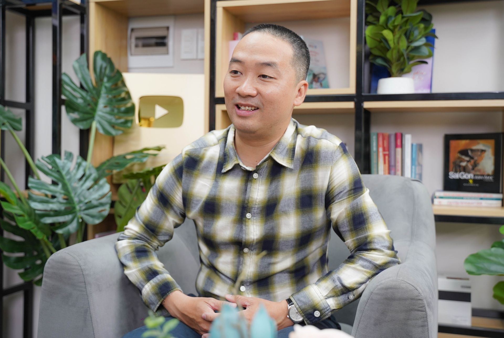 PGS-TS Cao Vũ Minh, Trưởng Bộ môn Luật Hành chính - Nhà nước, Trường Đại học Kinh tế - Luật, ĐHQG TP.HCM. PGS-TS Cao Vũ Minh, Trưởng Bộ môn Luật Hành chính - Nhà nước, Trường Đại học Kinh tế - Luật, ĐHQG TP.HCM.