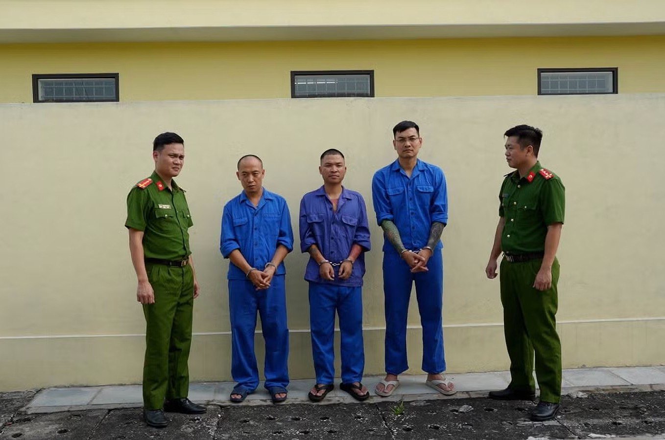 C&ocirc;ng an tỉnh Bắc Ninh đ&atilde; khởi tố 3 bị can Nguyễn Văn Hợi (Kh&aacute;nh Sky), Hồ Văn Khoa v&agrave; Trần Đ&igrave;nh Tiệp (Vua Quạt).