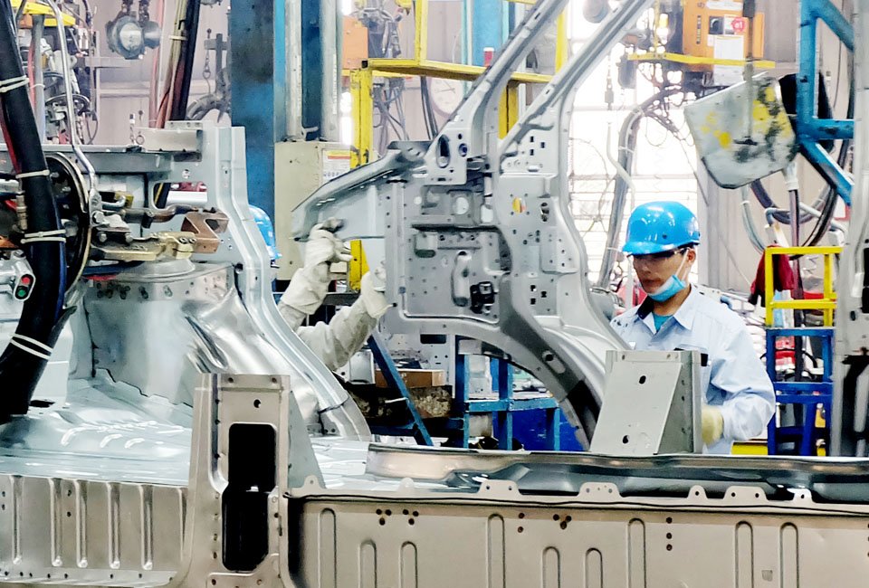 Doanh nghiệp Việt Nam được kỳ vọng tham gia sâu hơn vào chuỗi cung ứng của các doanh nghiệp FDI thông qua các chương trình hỗ trợ nâng cao năng lực sản xuất, công nghệ và quản trị. Doanh nghiệp Việt Nam được kỳ vọng tham gia sâu hơn vào chuỗi cung ứng của các doanh nghiệp FDI thông qua các chương trình hỗ trợ nâng cao năng lực sản xuất, công nghệ và quản trị.