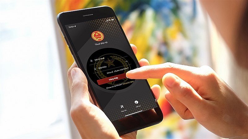 việc bổ sung tiện ích tiện ích kê khai thuế bằng Chatbot trên ứng dụng eTax Mobile nhằm cụ thể hóa định hướng chuyển đổi số của ngành Thuế. Ảnh: Minh họa việc bổ sung tiện ích tiện ích kê khai thuế bằng Chatbot trên ứng dụng eTax Mobile nhằm cụ thể hóa định hướng chuyển đổi số của ngành Thuế. Ảnh: Minh họa
