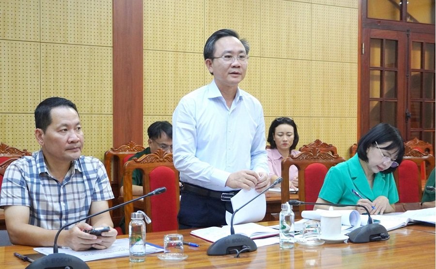 Ph&oacute; Chủ tịch UBND tỉnh Quảng Trị Ho&agrave;ng Xu&acirc;n T&acirc;n ph&aacute;t biểu kết luận buổi l&agrave;m việc
