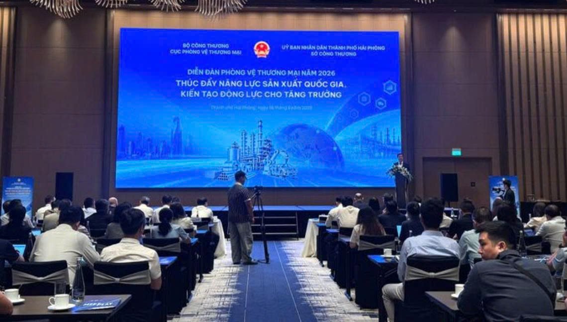 Phòng vệ thương mại cần chuyển từ ứng phó sang chủ động quản trị rủi ro, gắn với phát triển công nghiệp và nâng sức cạnh tranh của doanh nghiệp. Phòng vệ thương mại cần chuyển từ ứng phó sang chủ động quản trị rủi ro, gắn với phát triển công nghiệp và nâng sức cạnh tranh của doanh nghiệp.