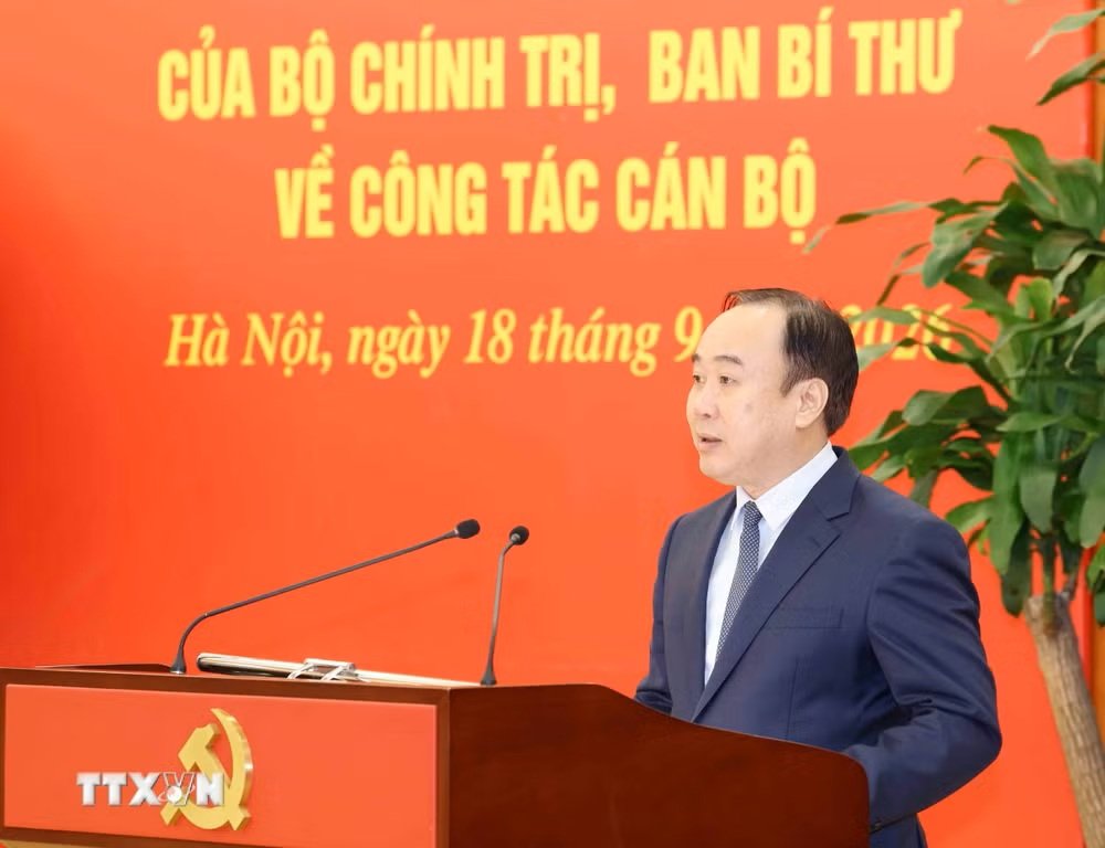 Đồng ch&iacute; Nguyễn Sỹ Hiệp, Ủy vi&ecirc;n Trung ương Đảng, Ph&oacute; Trưởng Ban Ch&iacute;nh s&aacute;ch, Chiến lược Trung ương tham gia Ban Chấp h&agrave;nh, Ban Thường vụ Tỉnh ủy, giữ chức Ph&oacute; B&iacute; thư Thường trực Th&agrave;nh ủy Hải Ph&ograve;ng nhiệm kỳ 2025-2030 ph&aacute;t biểu nhận nhiệm vụ - Ảnh: Phương Hoa/TTXVN