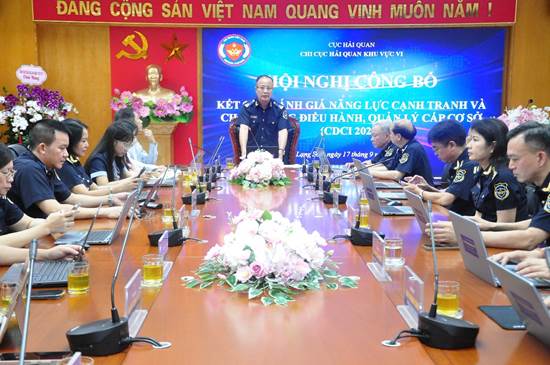 Ông Nguyễn Văn Hoàn, Chi cục trưởng Chi cục Hải quan khu vực VI chủ trì Hội nghị công bố kết quả CDCI năm 2026. Ảnh: kv06.customs.gov.vn Ông Nguyễn Văn Hoàn, Chi cục trưởng Chi cục Hải quan khu vực VI chủ trì Hội nghị công bố kết quả CDCI năm 2026. Ảnh: kv06.customs.gov.vn