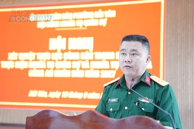 Thượng t&aacute; L&ecirc; Đức Vinh, Chỉ huy trưởng Ban chỉ huy qu&acirc;n sự, Ph&oacute; chủ tịch thường trực hội đồng nghĩa vụ qu&acirc;n sự phường Hải V&acirc;n ph&aacute;t biểu.