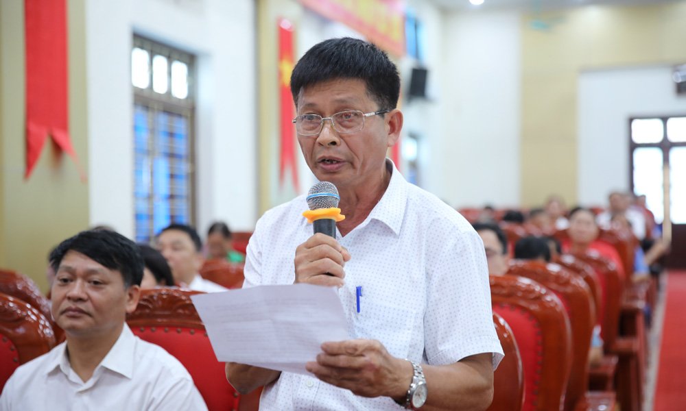 &Ocirc;ng Nguyễn Văn Phước, cử tri x&atilde; K&eacute;p n&ecirc;u &yacute; kiến.