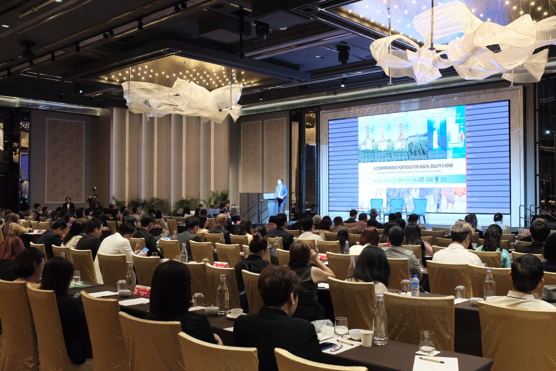 Diễn đ&agrave;n Kinh tế ASEAN 2026 được tổ chức tại Singapore với chủ đề &ldquo;N&acirc;ng cao vị thế Thương hiệu Việt trong ASEAN&rdquo;