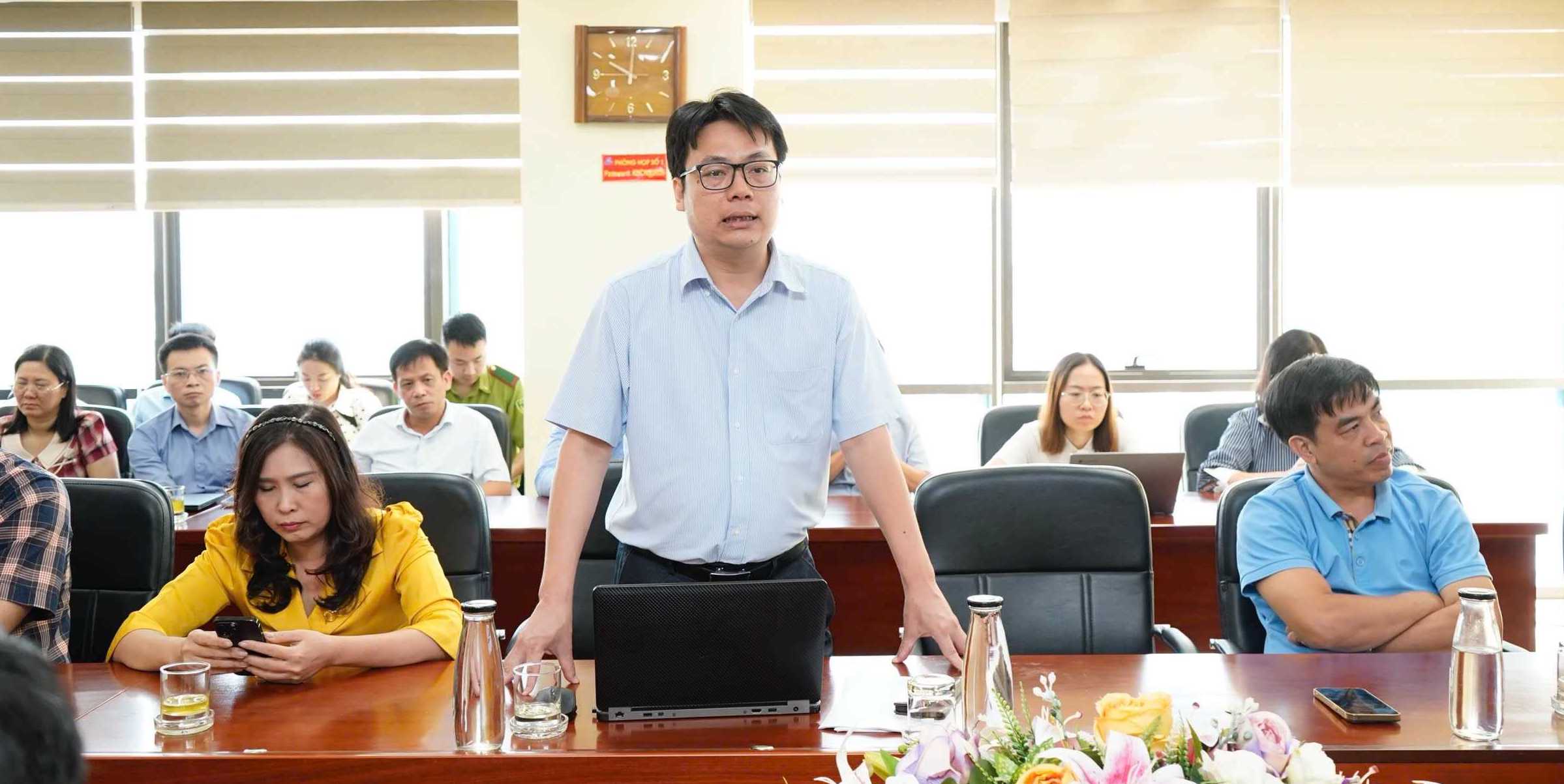 Đại diện Viện H&agrave;n l&acirc;m KH&CN Việt Nam tr&igrave;nh b&agrave;y b&agrave;i to&aacute;n c&ocirc;ng nghệ chiến lược 