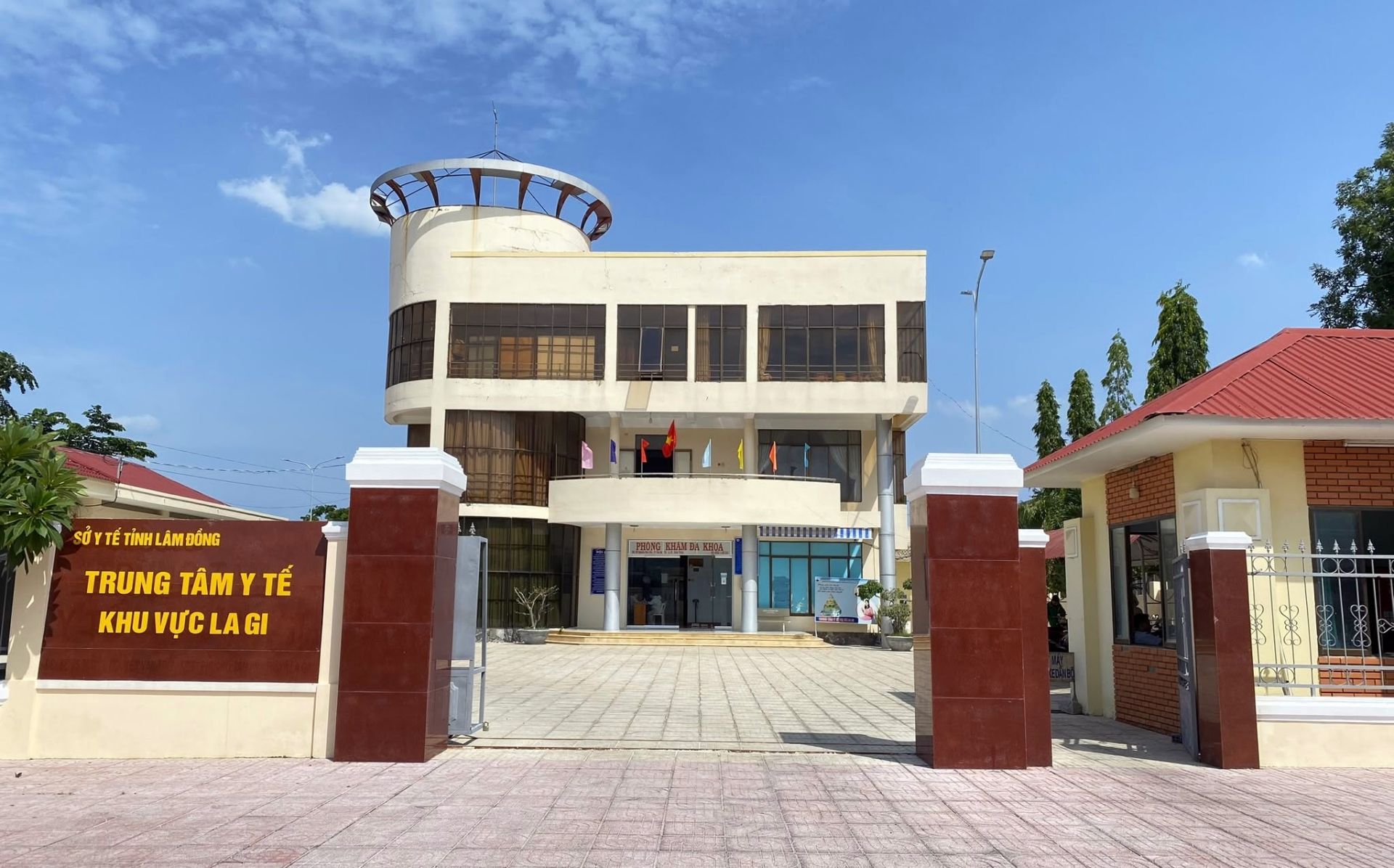Trung t&acirc;m Y tế khu vực La Gi