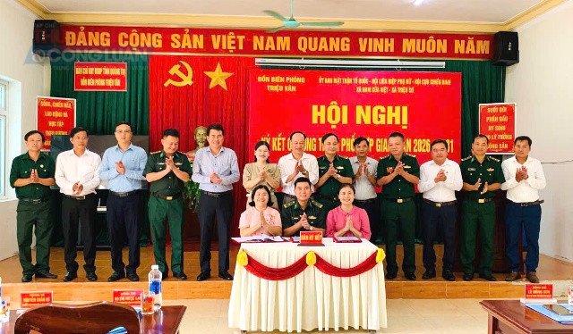 Toàn cảnh hội nghị ký kết. Toàn cảnh hội nghị ký kết.