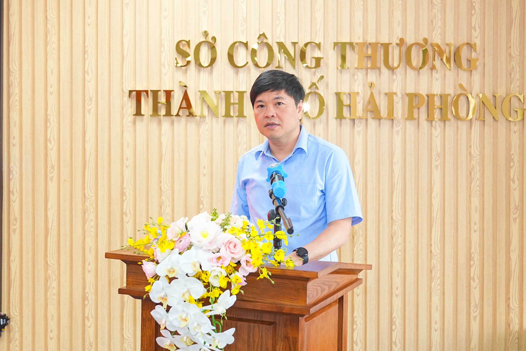 Phó Chủ tịch UBND thành phố Hoàng Minh Cường phát biểu chỉ đạo tại Hội nghị. Phó Chủ tịch UBND thành phố Hoàng Minh Cường phát biểu chỉ đạo tại Hội nghị.