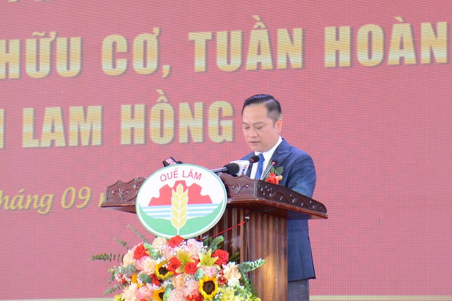 Tổng Gi&aacute;m đốc C&ocirc;ng ty CP Tập đo&agrave;n Quế L&acirc;m Nguyễn Thanh Vĩnh ph&aacute;t biểu khai mạc