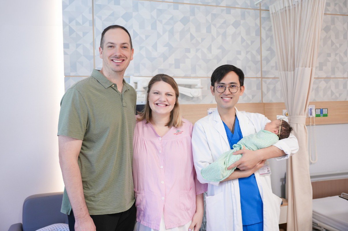 BS Bình Dương và ca Mini IVF thành công của cặp vợ chồng người Mỹ BS Bình Dương và ca Mini IVF thành công của cặp vợ chồng người Mỹ