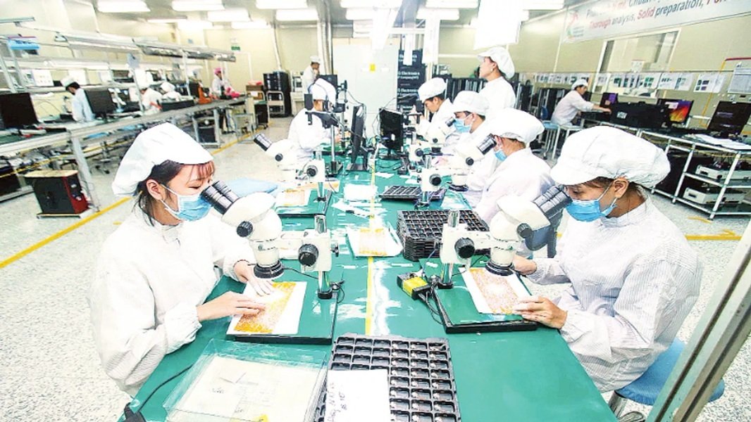 Sản xuất công nghiệp, đặc biệt là lĩnh vực điện tử tại tỉnh Hưng Yên tăng cao. Sản xuất công nghiệp, đặc biệt là lĩnh vực điện tử tại tỉnh Hưng Yên tăng cao.