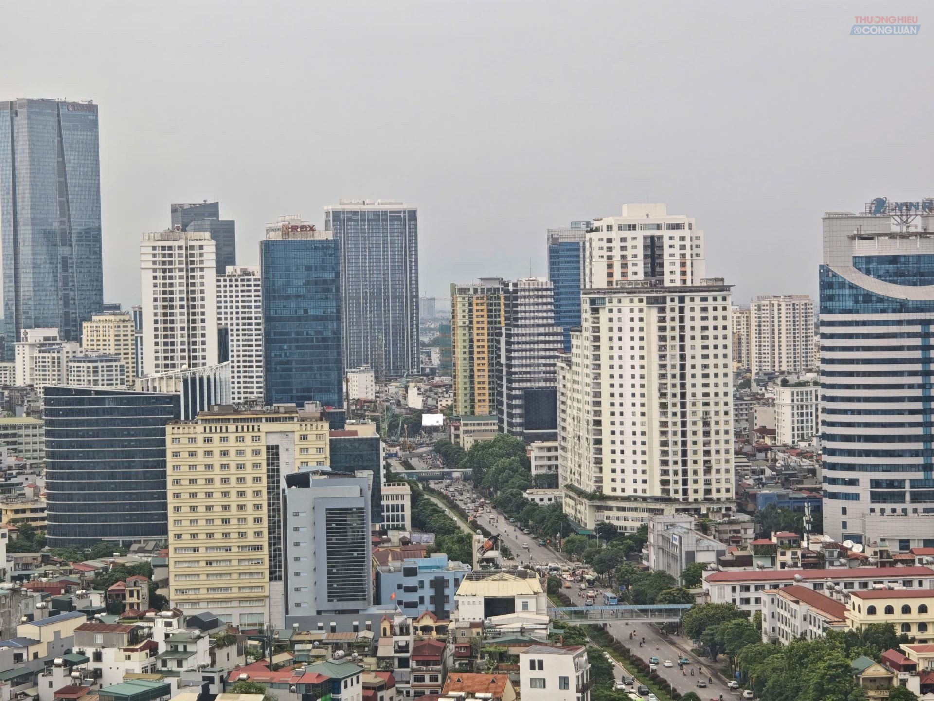 Thị trường bất động sản cần một h&agrave;nh lang ph&aacute;p l&yacute; đồng bộ để th&aacute;o gỡ vướng mắc từ đất đai, đầu tư đến giao dịch nh&agrave; ở.
