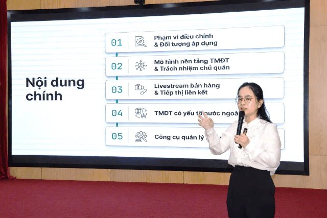 Livestream bán hàng đã được đặt trong khuôn khổ quản lý của pháp luật về thương mại điện tử. Ảnh: Cổng thông tin điện tử Bộ Y tế. Livestream bán hàng đã được đặt trong khuôn khổ quản lý của pháp luật về thương mại điện tử. Ảnh: Cổng thông tin điện tử Bộ Y tế.
