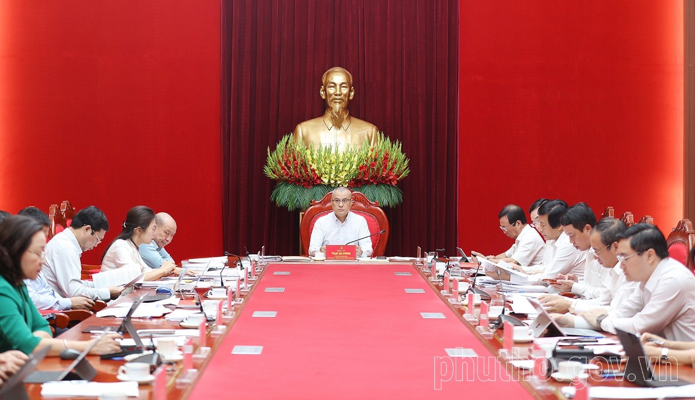Quang cảnh Hội nghị cho &yacute; kiến t&igrave;nh h&igrave;nh ph&aacute;t triển kinh tế - x&atilde; hội 9 th&aacute;ng đầu năm, nhiệm vụ 3 th&aacute;ng cuối năm 2026. Ảnh: phutho.gov.vn
