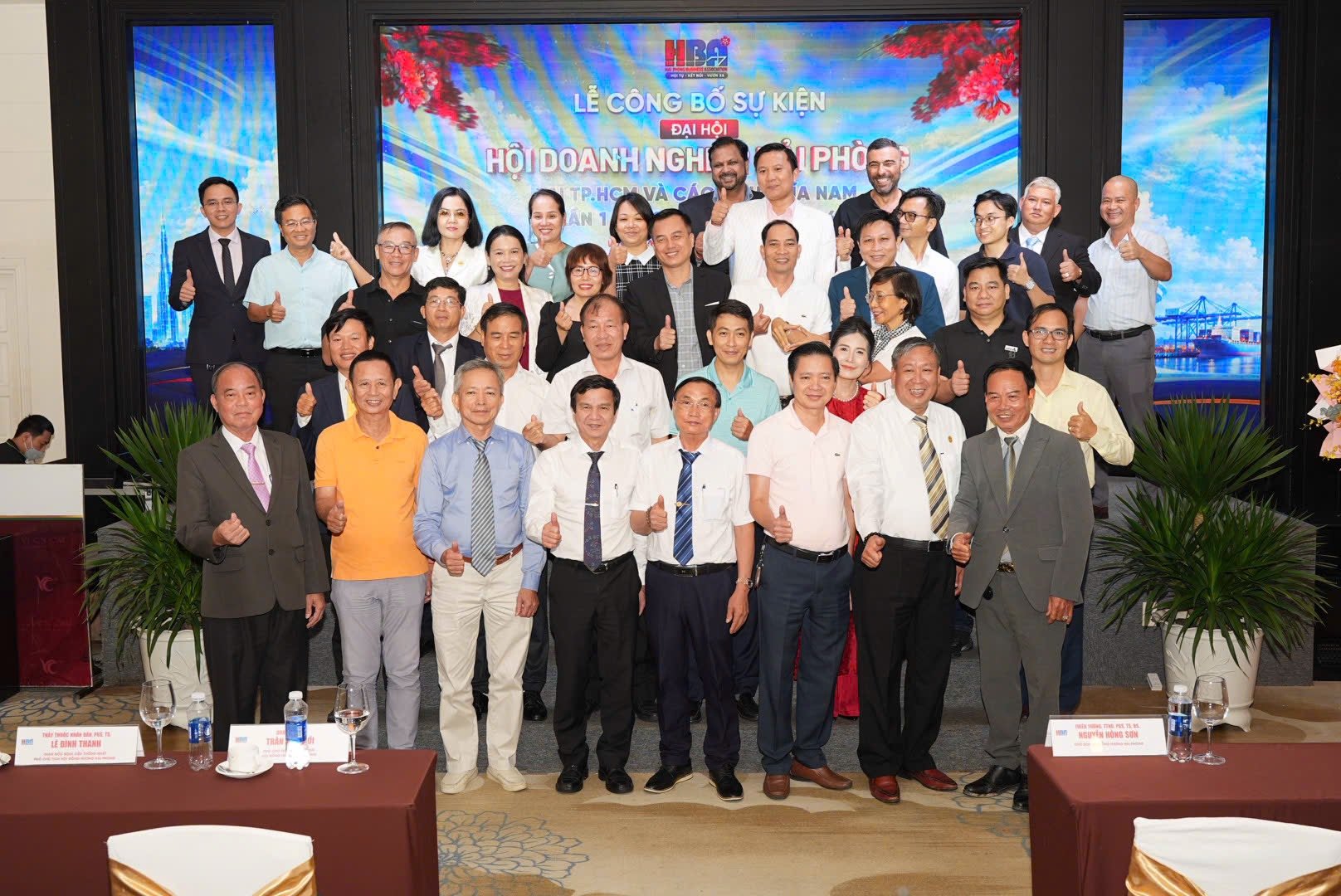 C&aacute;c đại biểu, doanh nh&acirc;n, doanh nghiệp tham dự Lễ c&ocirc;ng bố Đại hội Hội Doanh nghiệp Hải Ph&ograve;ng tại TP.HCM v&agrave; c&aacute;c tỉnh ph&iacute;a Nam.