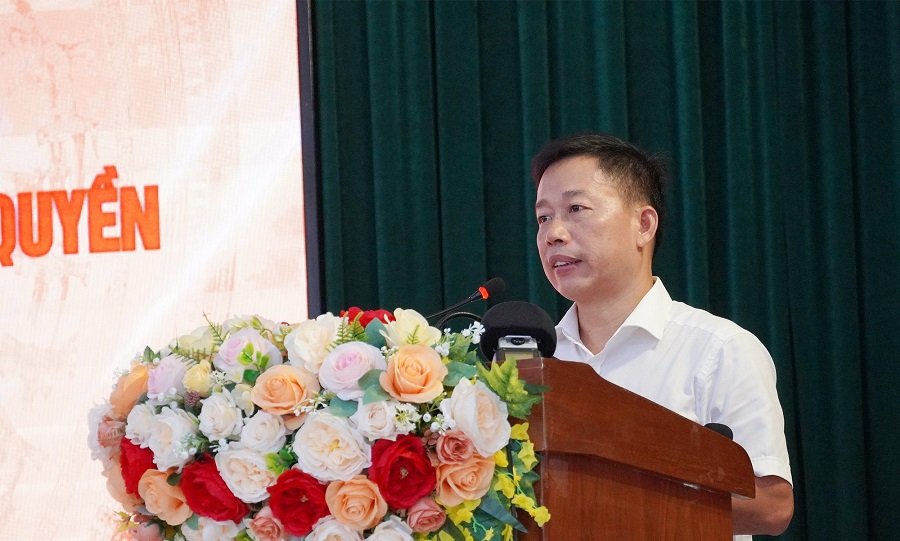 Đại diện l&atilde;nh đạo Sở Khoa học v&agrave; C&ocirc;ng nghệ l&agrave;m r&otilde; một số vấn đề Nh&acirc;n d&acirc;n kiến nghị