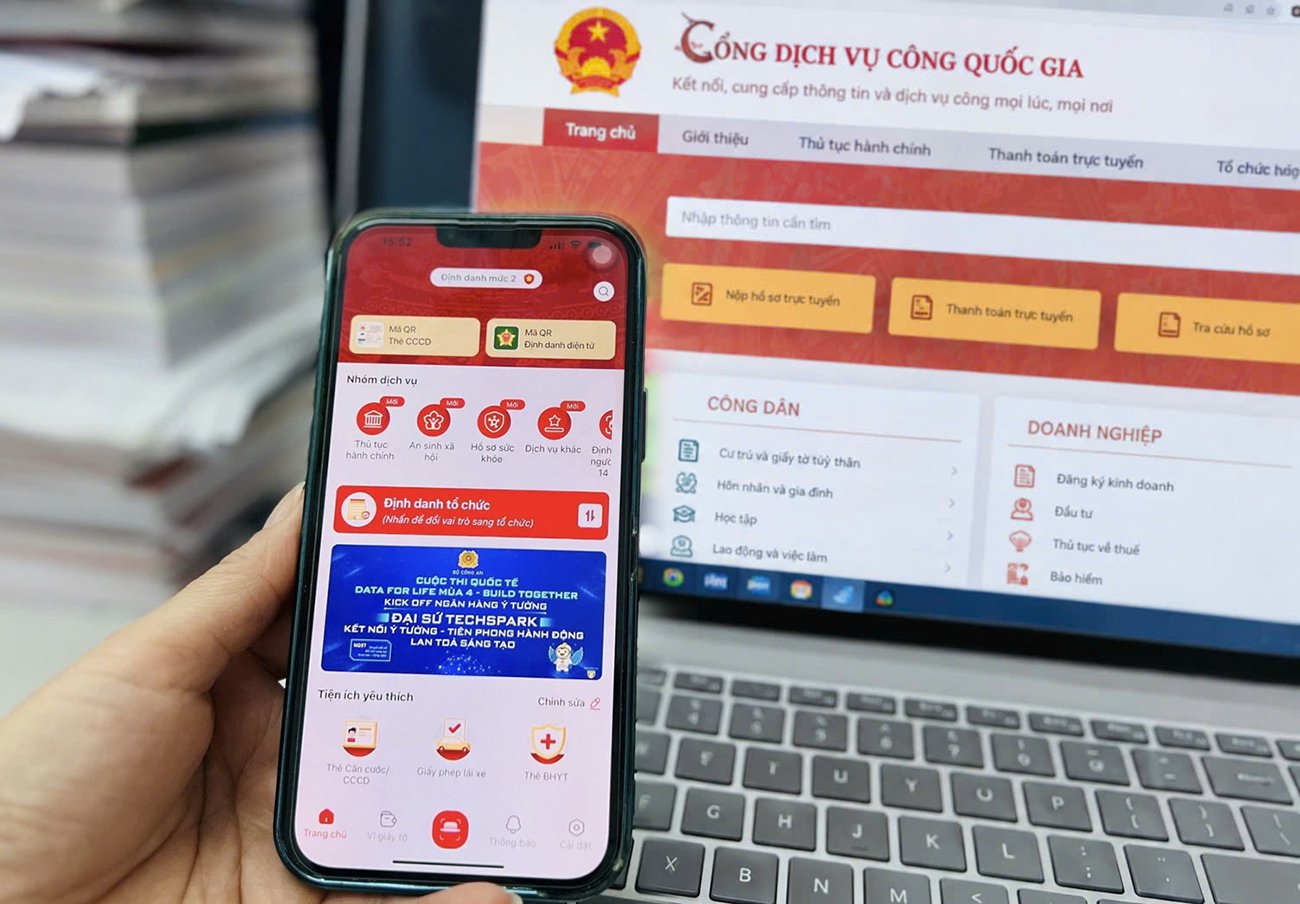 Hướng dẫn, khuyến kh&iacute;ch người d&acirc;n, doanh nghiệp sau khi thực hiện thủ tục h&agrave;nh ch&iacute;nh tham gia đ&aacute;nh gi&aacute; chất lượng cung ứng dịch vụ h&agrave;nh ch&iacute;nh c&ocirc;ng tr&ecirc;n ứng