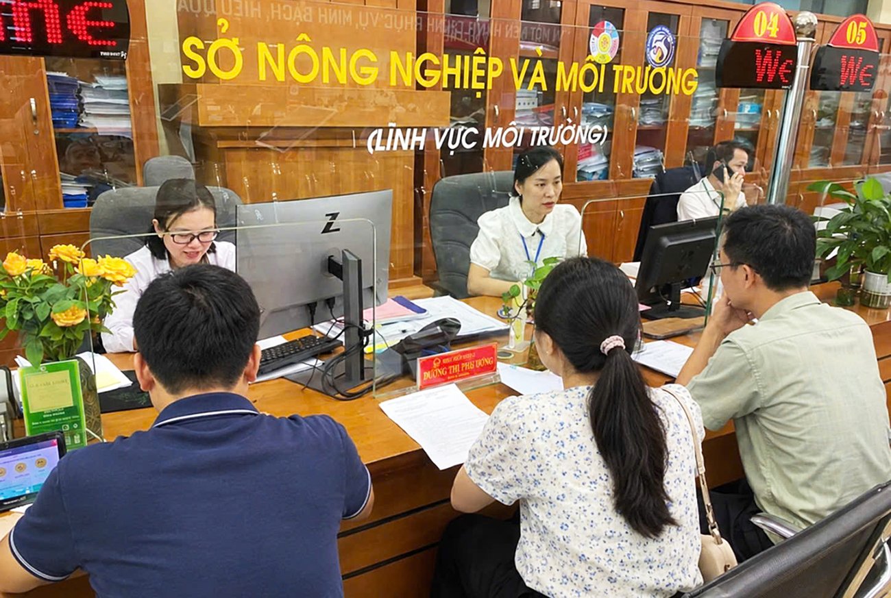 Hơn 99% hồ sơ thủ tục h&agrave;nh ch&iacute;nh về đất đai được thực hiện trực tuyến.