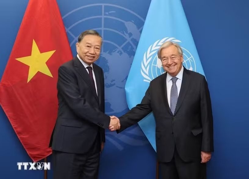 Tổng B&iacute; thư, Chủ tịch nước T&ocirc; L&acirc;m gặp Tổng Thư k&yacute; Li&ecirc;n hợp quốc Ant&oacute;nio Guterres. (Ảnh: Thống Nhất/TTXVN)