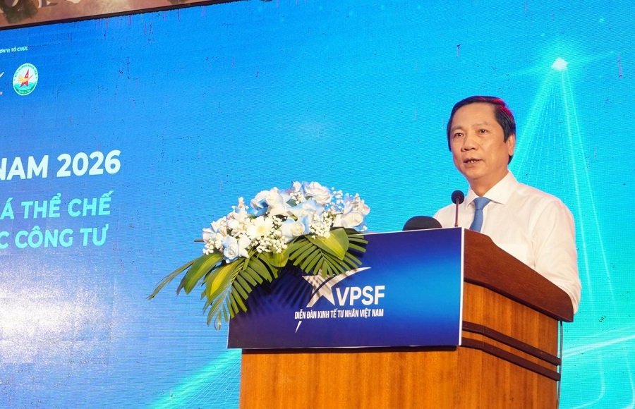 Ph&oacute; Chủ tịch Thường trực UBND tỉnh Quảng Trị Ho&agrave;ng Nam ph&aacute;t biểu tại diễn đ&agrave;n