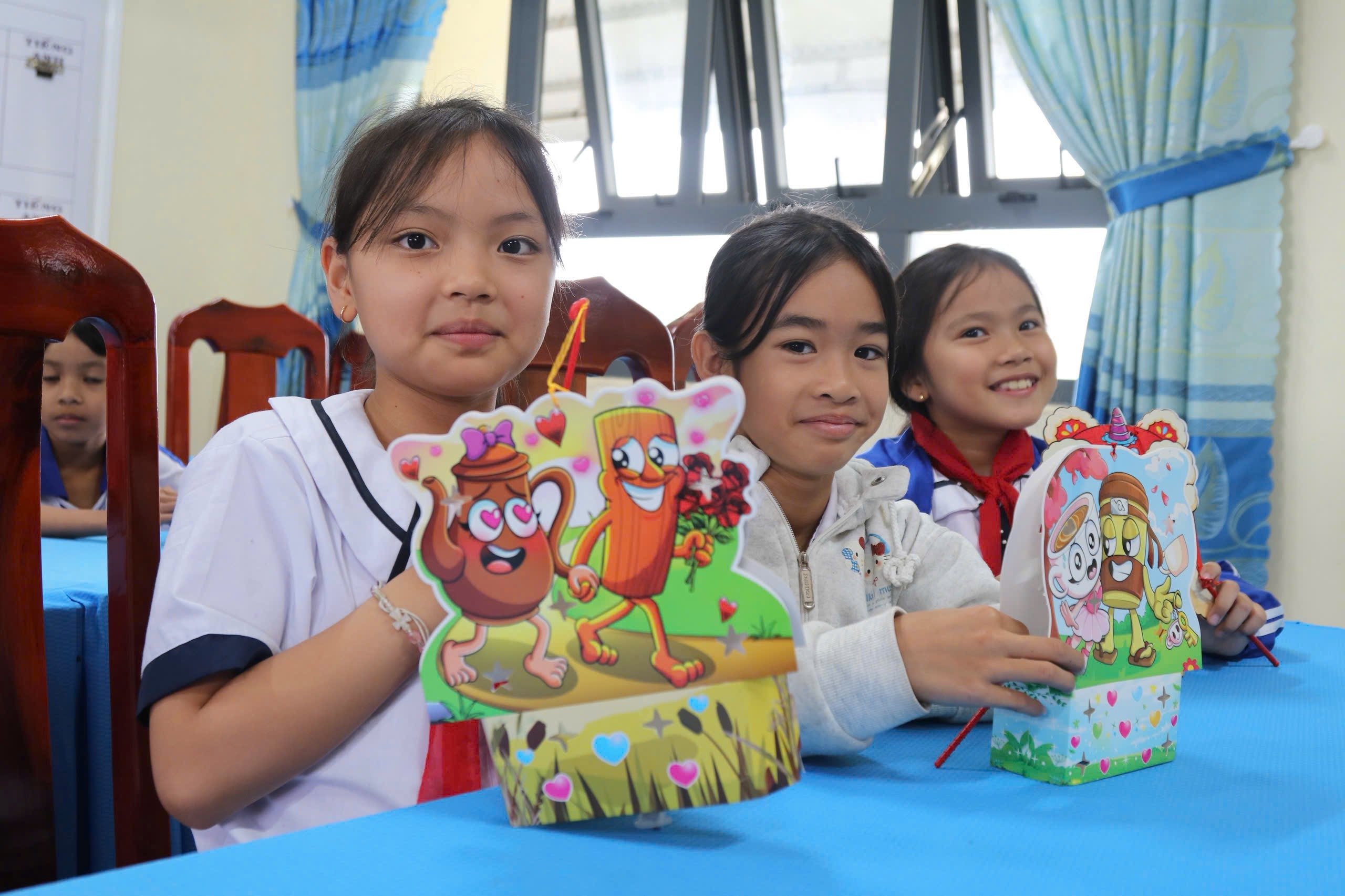 Để những nụ cười trẻ thơ không lỡ mùa trăng - Hình 5