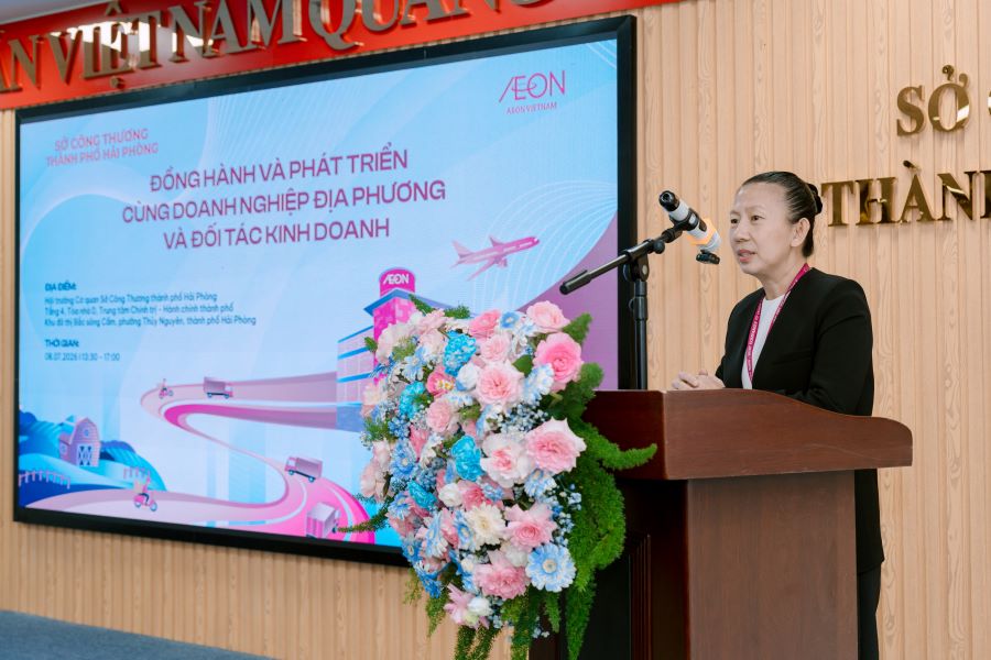 B&agrave; Nguyễn Thị Ngọc Huệ, Gi&aacute;m đốc cấp cao Khối Chiến lược Nguồn nh&acirc;n lực v&agrave; Thương hiệu AEON Việt Nam ph&aacute;t biểu trong chương tr&igrave;nh