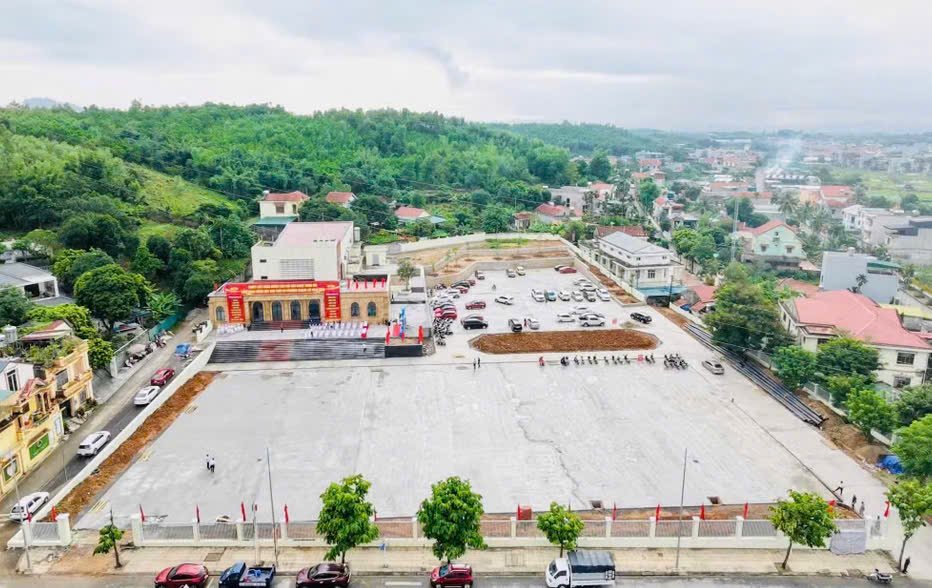 C&ocirc;ng tr&igrave;nh triển khai tr&ecirc;n cơ sở cải tạo Rạp h&aacute;t huyện Ho&agrave;nh Bồ trước đ&acirc;y với tổng diện t&iacute;ch khu đất hơn 9.000m&sup2;