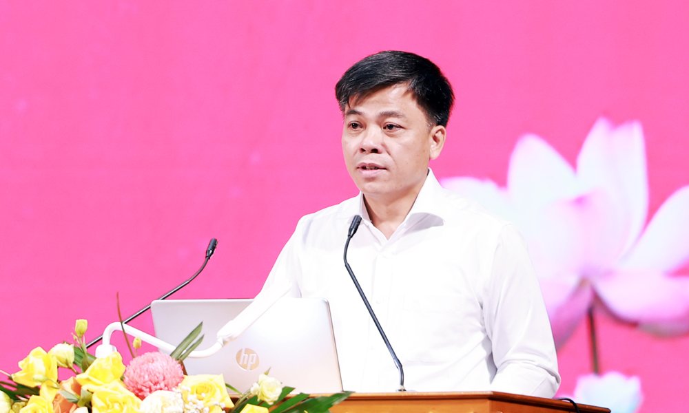Đồng ch&iacute; Phạm Th&aacute;i H&agrave;, Ủy vi&ecirc;n Ủy ban Kiểm tra Trung ương qu&aacute;n triệt những nội dung mới, cốt l&otilde;i của c&aacute;c quy định.