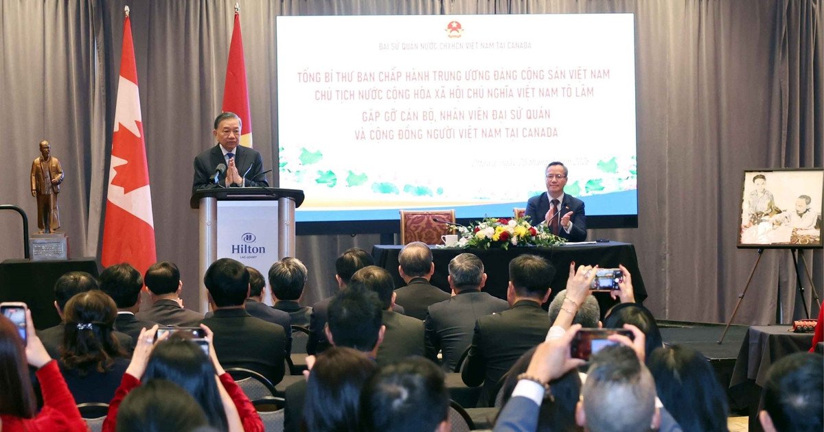 Tổng Bí thư, Chủ tịch nước Tô Lâm tại cuộc gặp gỡ cán bộ, nhân viên Đại sứ quán và đại diện cộng đồng người Việt Nam tại Canada. (Ảnh: TTXVN) Tổng Bí thư, Chủ tịch nước Tô Lâm tại cuộc gặp gỡ cán bộ, nhân viên Đại sứ quán và đại diện cộng đồng người Việt Nam tại Canada. (Ảnh: TTXVN)