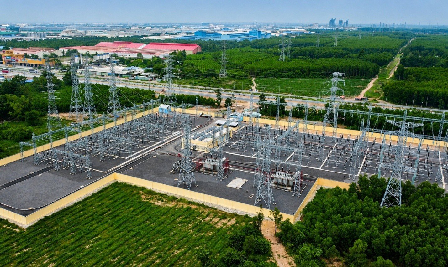 C&aacute;c m&aacute;y biến &aacute;p 250 MVA do EEMC cung cấp tại Trạm biến &aacute;p 220kV KCN Nhơn Trạch 3 (ảnh: EEMC)