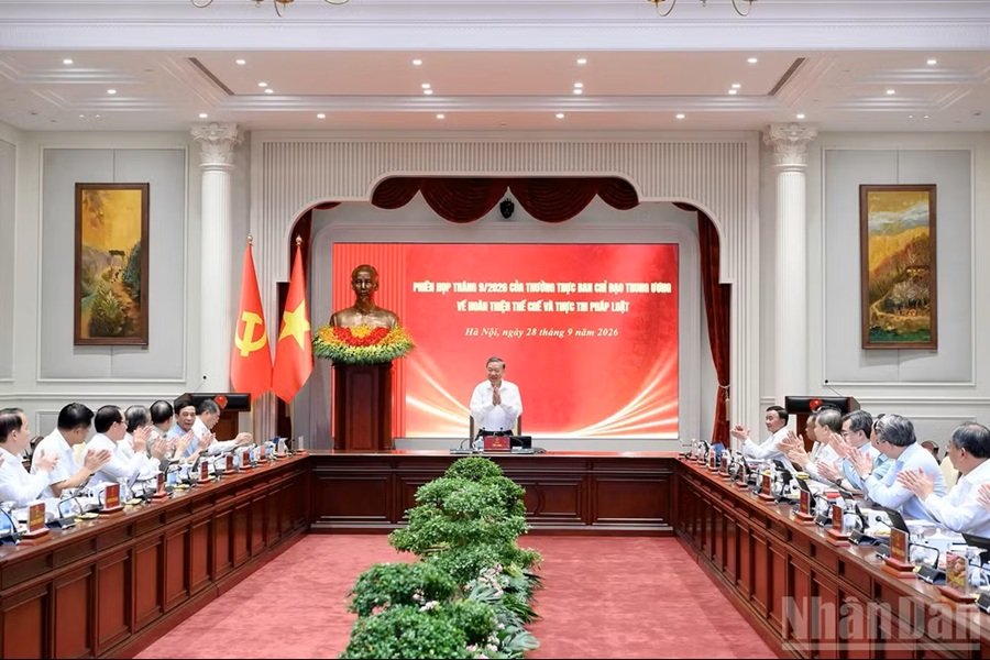 Tổng B&iacute; thư, Chủ tịch nước T&ocirc; L&acirc;m chủ tr&igrave; Phi&ecirc;n họp th&aacute;ng 9 năm 2026 của Thường trực Ban Chỉ đạo Trung ương về ho&agrave;n thiện thể chế v&agrave; thực thi ph&aacute;p luật. (Ảnh: ĐĂNG KHOA)