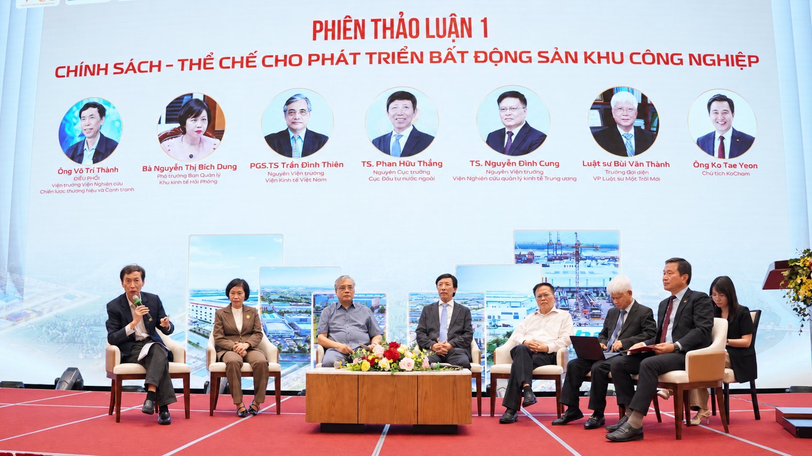 Phi&ecirc;n thảo luận số 1.