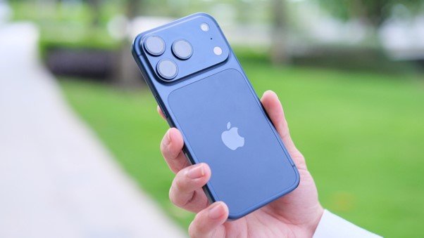 Gi&aacute; ni&ecirc;m yết của Apple tại Việt Nam l&agrave; gi&aacute; trọn g&oacute;i