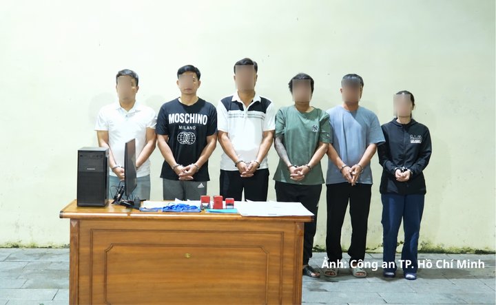 Nhóm đối tượng bị khởi tố Nhóm đối tượng bị khởi tố