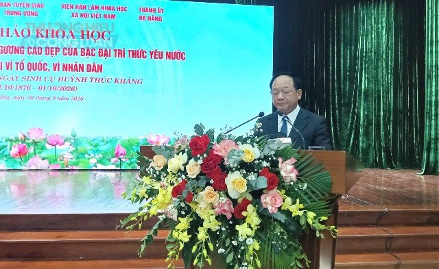 Ủy vi&ecirc;n Bộ Ch&iacute;nh trị, B&iacute; thư Trung ương Đảng, Trưởng Ban Tuy&ecirc;n gi&aacute;o Trung ương Trịnh Văn Quyết ph&aacute;t biểu khai mạc Hội thảo