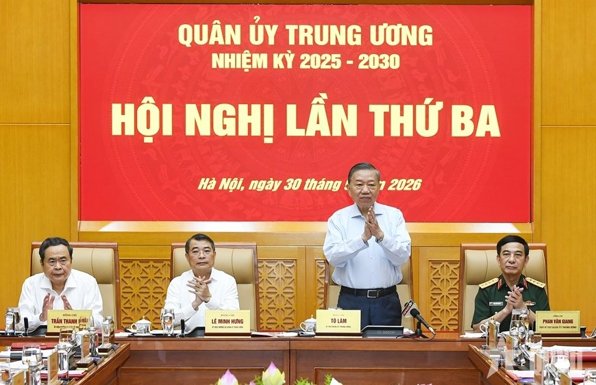 Tổng Bí thư, Chủ tịch nước Tô Lâm, Bí thư Quân ủy Trung ương chỉ đạo hội nghị. Ảnh: TUẤN HUY Tổng Bí thư, Chủ tịch nước Tô Lâm, Bí thư Quân ủy Trung ương chỉ đạo hội nghị. Ảnh: TUẤN HUY