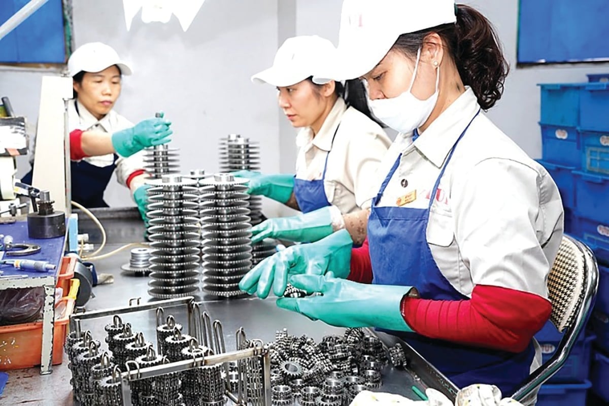 Công nghiệp hỗ trợ đóng góp quan trọng vào sự phát triển của một số ngành công nghiệp chủ lực Công nghiệp hỗ trợ đóng góp quan trọng vào sự phát triển của một số ngành công nghiệp chủ lực