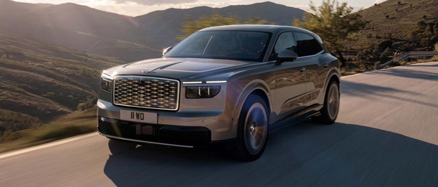 Bentley Torcal trong m&agrave;u sơn Astral, thể hiện ng&ocirc;n ngữ thiết kế mới của thương hiệu Anh.